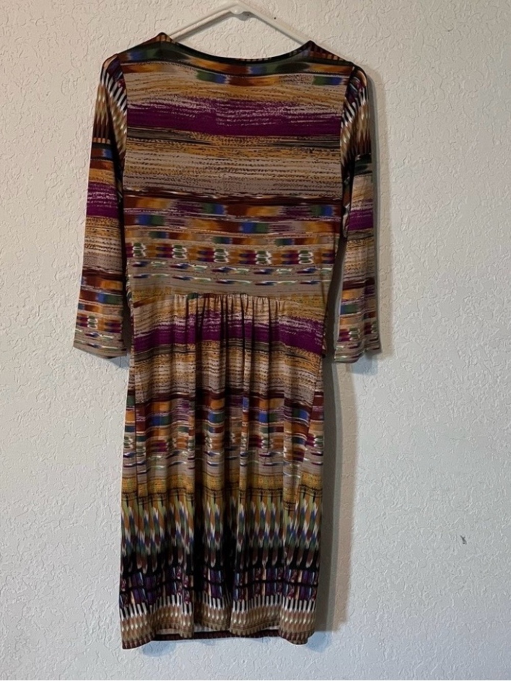 NWT Monroe & Main Faux Side Knot Knee-Length Dress Size M
European Autumn Chic - Picture 3 of 11